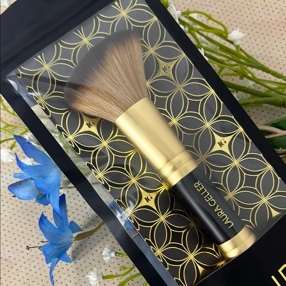 Laura Geller Dual-Ended Blush and Bronzer Brush Gold and Black New in Package